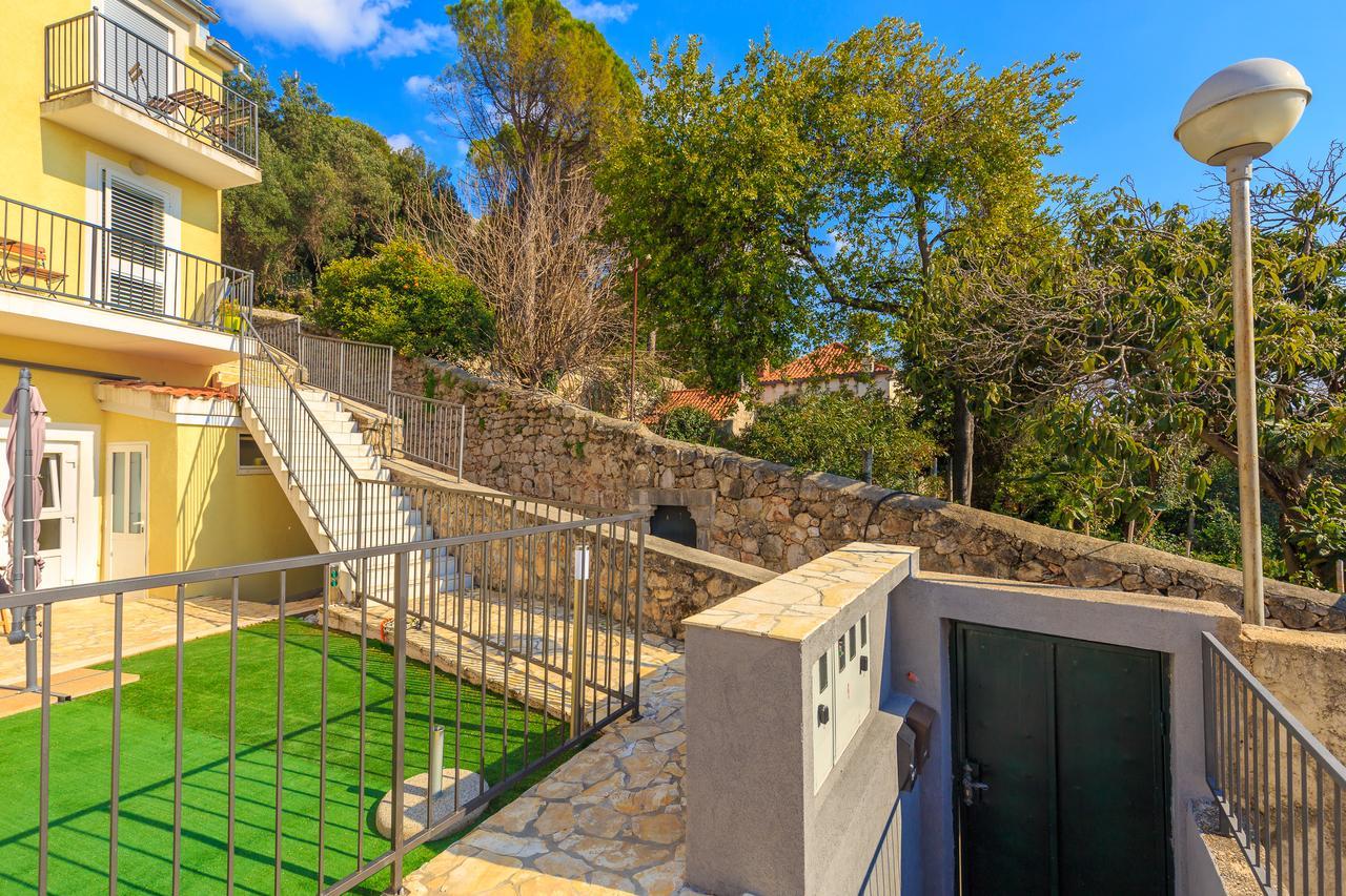 Two Bedroom Sunny Suite Ragusa Esterno foto